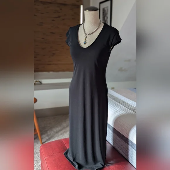 Gap Factory Black Sheath Maxi Dress with V-Neck Cap Sleeves - Picture 1 of 6